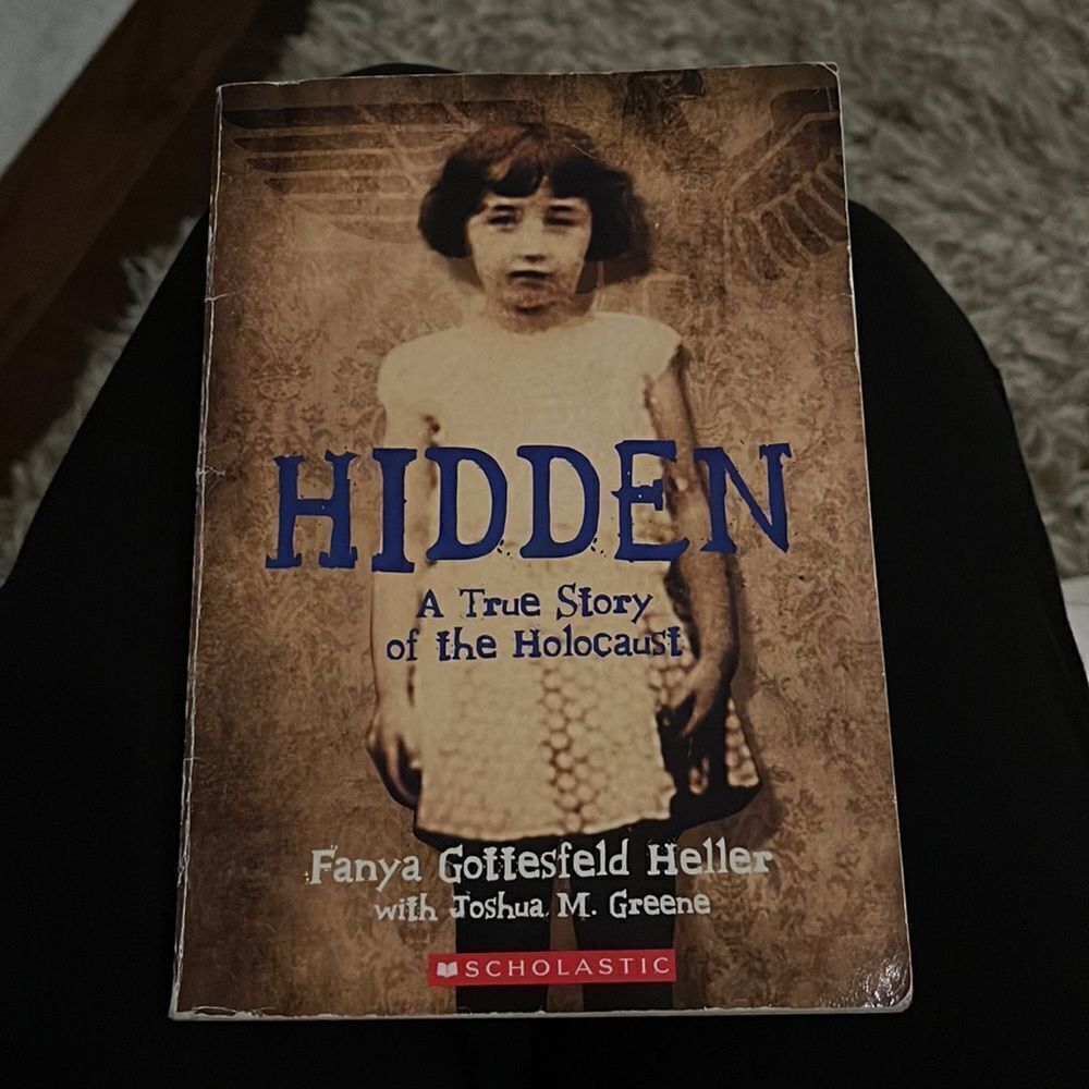 3 Paperback Books in good condition - Picture 4 of 4